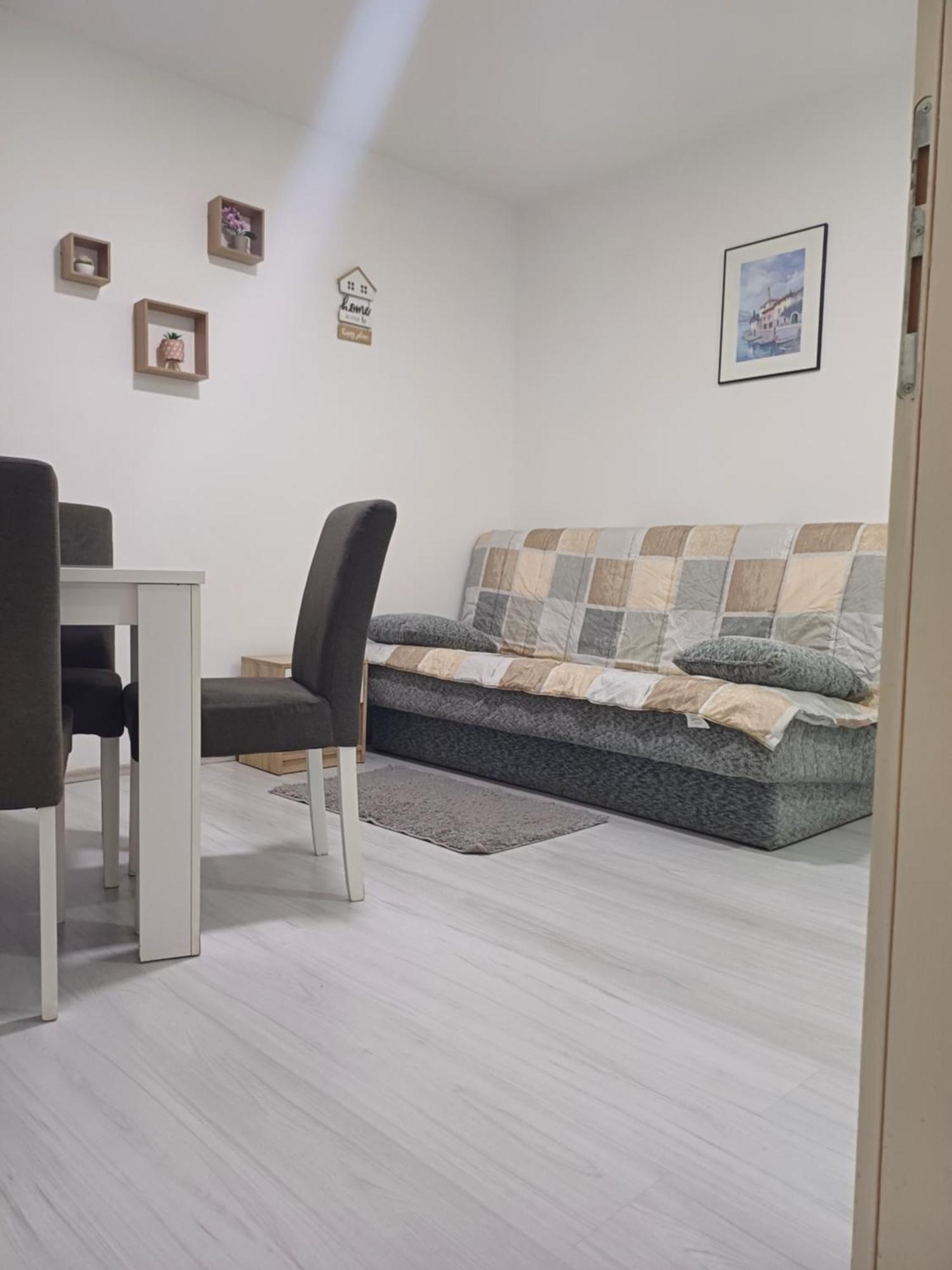 Apartman “Sanja” Пірот Екстер'єр фото